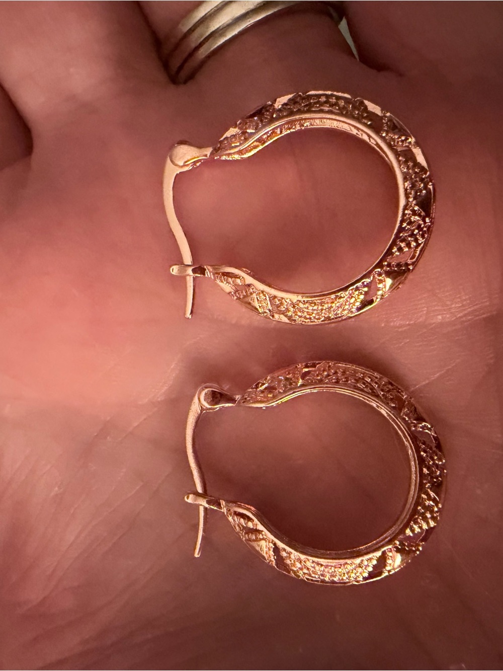 Rose Gold Filigree Textured Oval Hoop Earrings Unworn